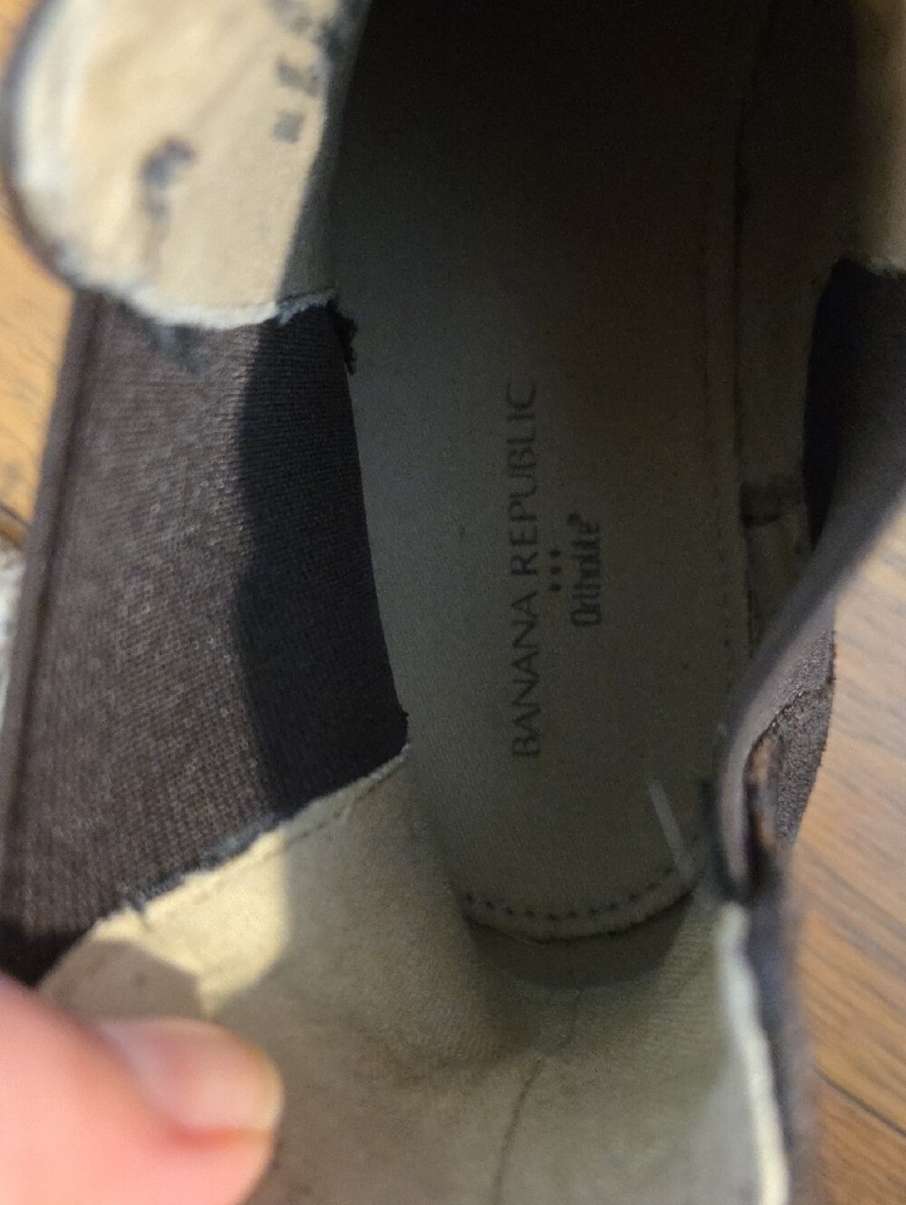 Banana Republic Men's Dark Brown Suede Chelsea Boots - Picture 2 of 4